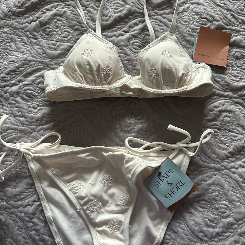 Shade & Shore White Textured Bikini Set
